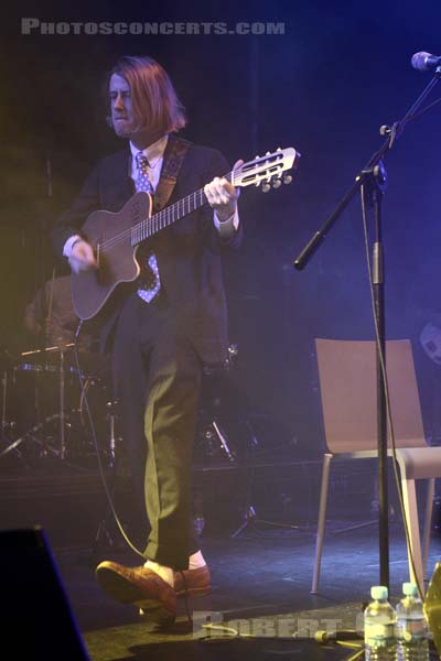 CHRISTOPHER OWENS - 2012-12-08 - PARIS - Gaite Lyrique - 